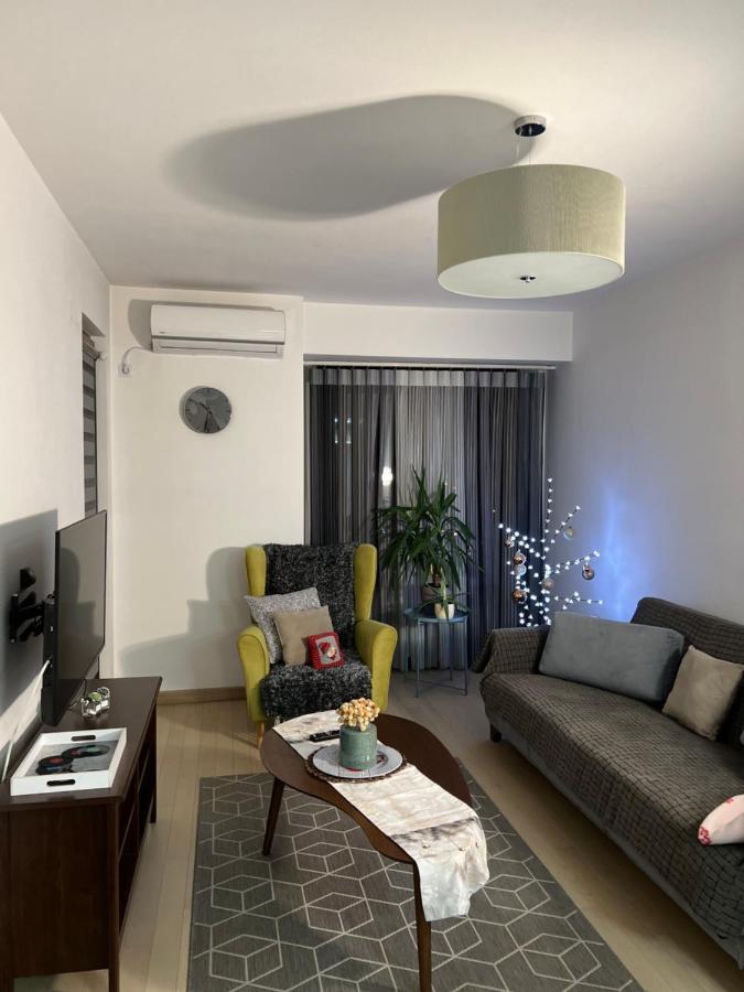Modern Flatiron Apartment, Skopje Center Exterior photo